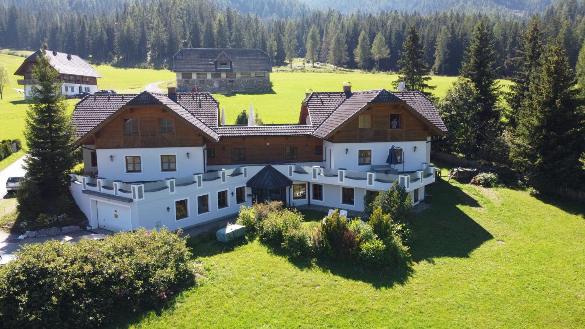 Ferienhaus Alpenblick Krakauschatten المظهر الخارجي الصورة